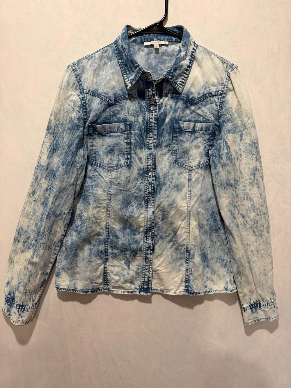 Miss Me Women's Acid Wash Long Sleeve Snap Button-Down Denim Shirt